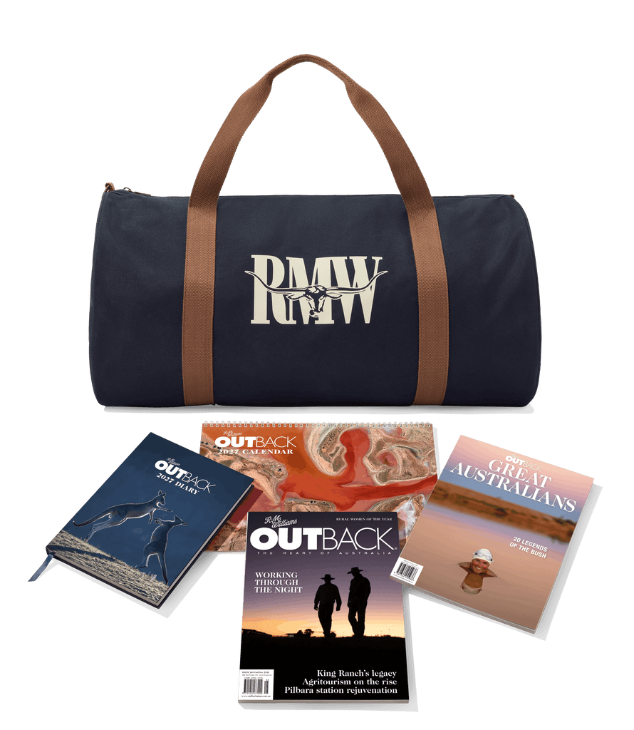 Christmas Pack + 1 Year Subscription (6 Issues)